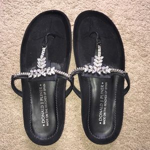 Donald J Pliner sandals